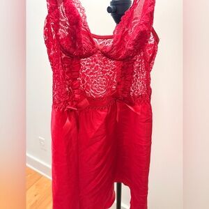 Chic Scarlet Lace Chemise